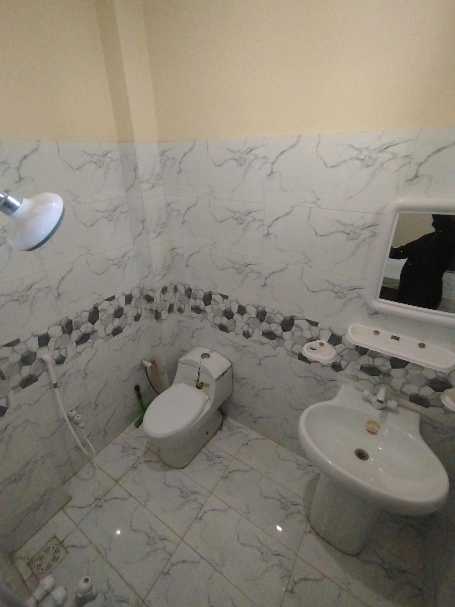 Hotel Crown Plaza, Near Karachi Airport, Darul Sehat Hospital, Dow, Agha Khan And Liaqat Hospital Esterno foto
